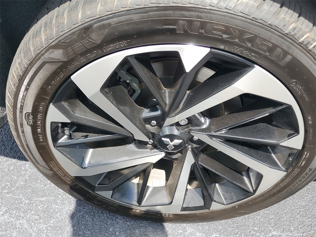used 2024 Mitsubishi Outlander car, priced at $24,998