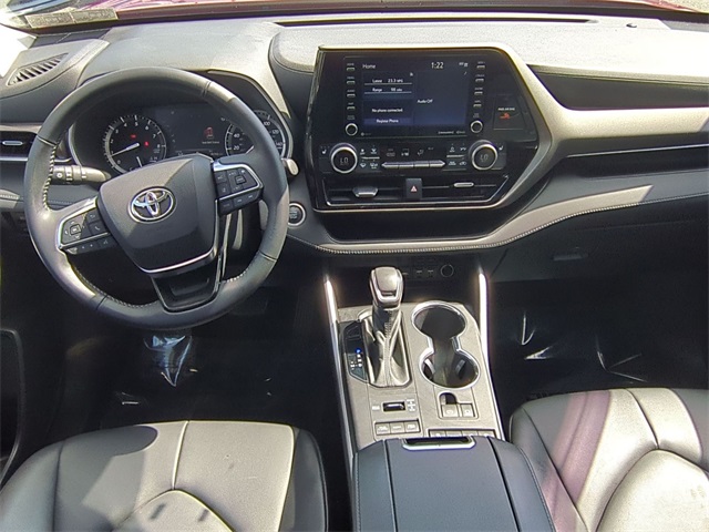 used 2021 Toyota Highlander car, priced at $32,811