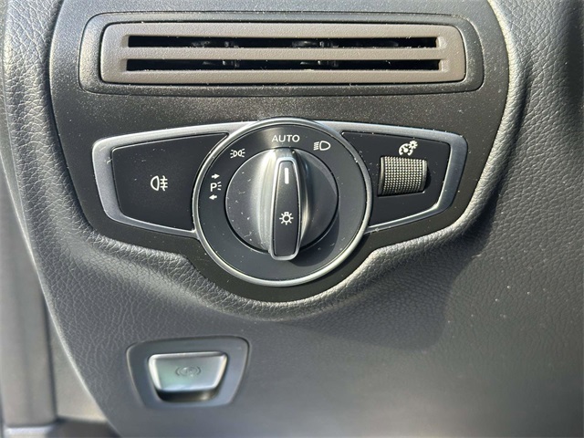 used 2022 Mercedes-Benz GLC car, priced at $33,991