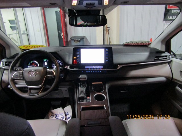 used 2022 Toyota Sienna car, priced at $38,999