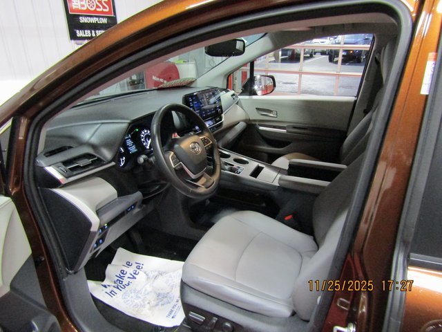 used 2022 Toyota Sienna car, priced at $38,999