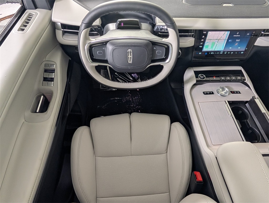 new 2025 Lincoln Navigator car, priced at $102,985