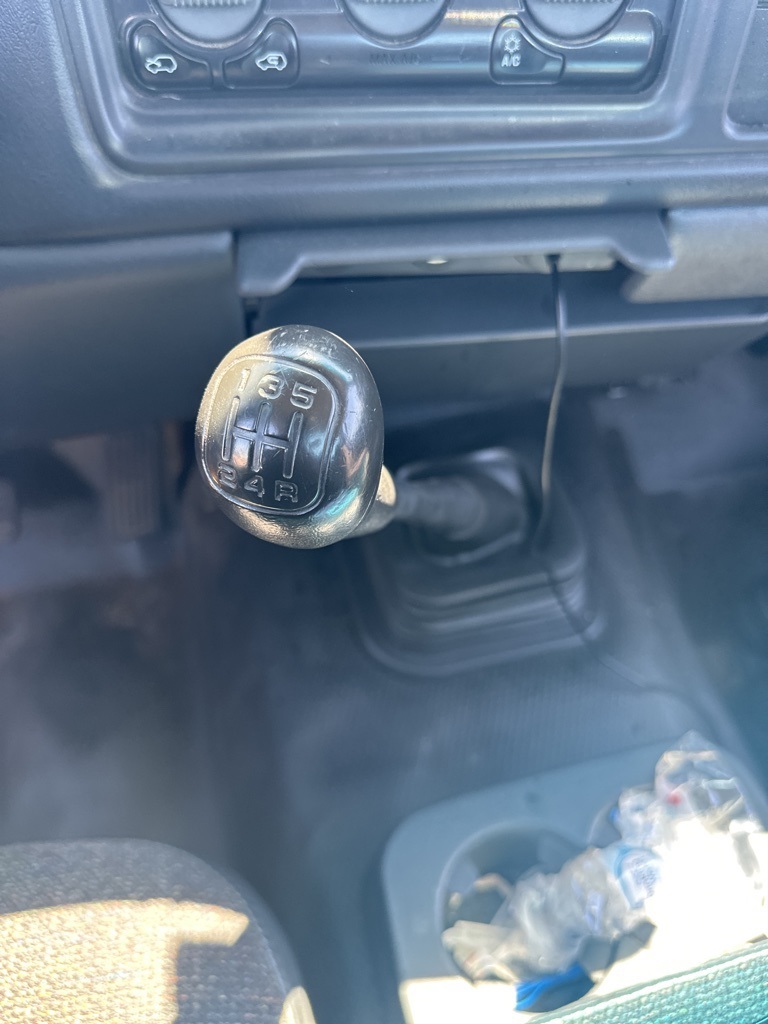 used 2000 Chevrolet Silverado 1500 car, priced at $4,000