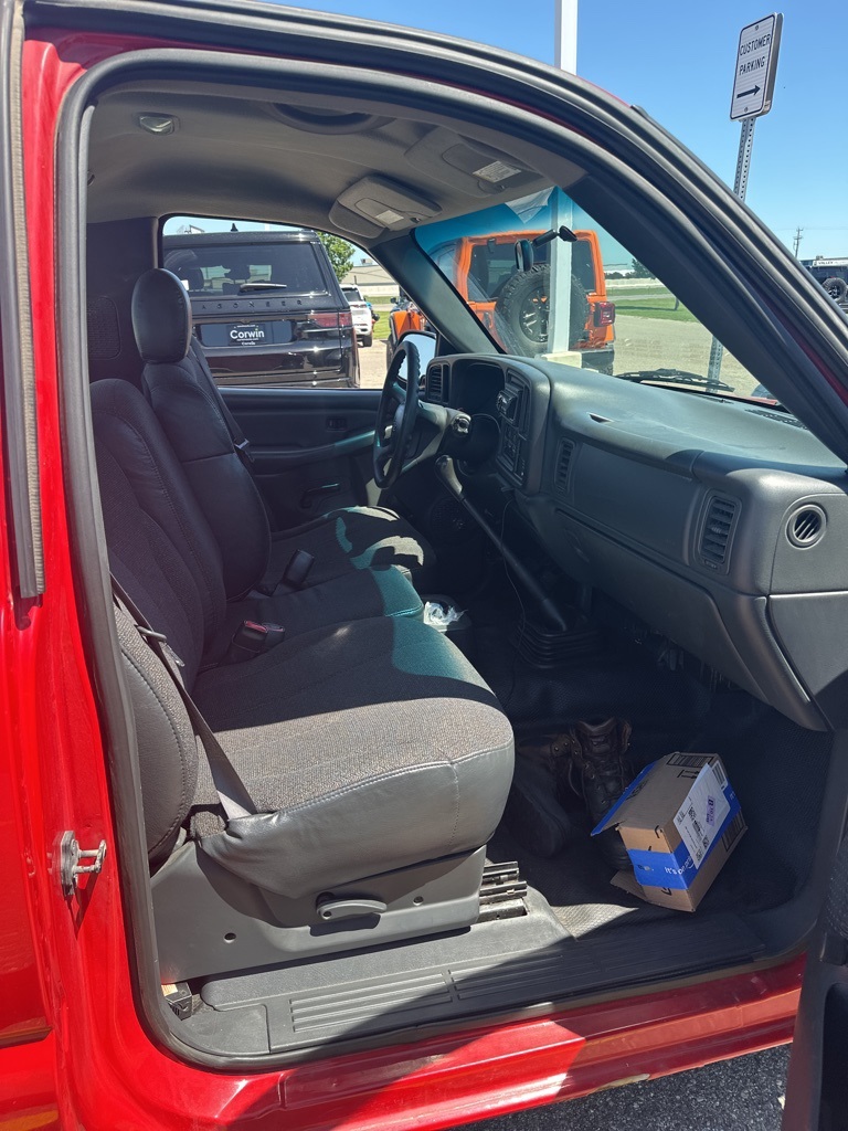used 2000 Chevrolet Silverado 1500 car, priced at $4,000