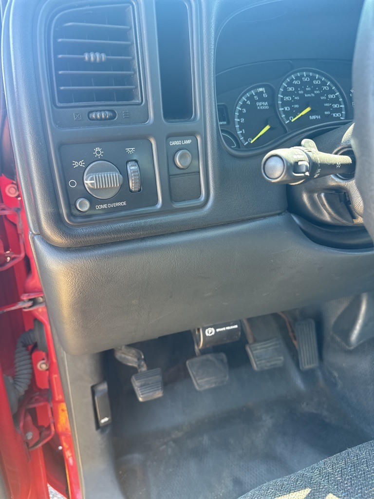 used 2000 Chevrolet Silverado 1500 car, priced at $4,000
