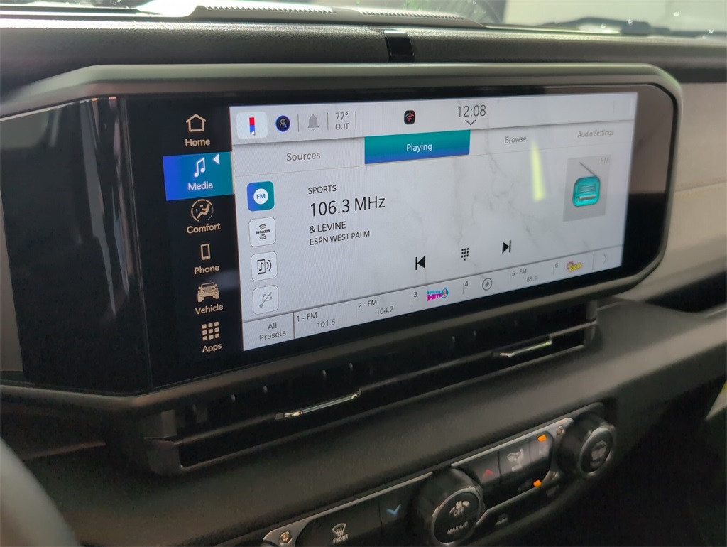 new 2025 Jeep Wrangler car, priced at $36,775
