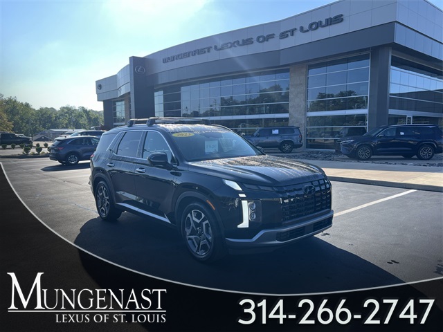 used 2023 Hyundai Palisade car, priced at $36,240