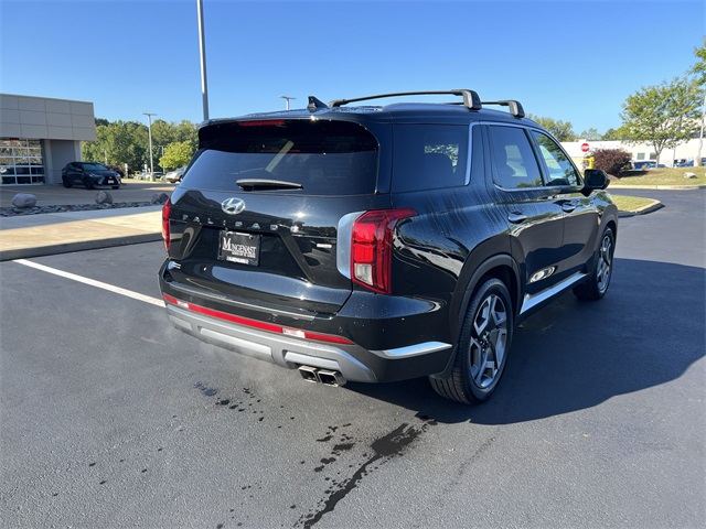 used 2023 Hyundai Palisade car, priced at $35,330
