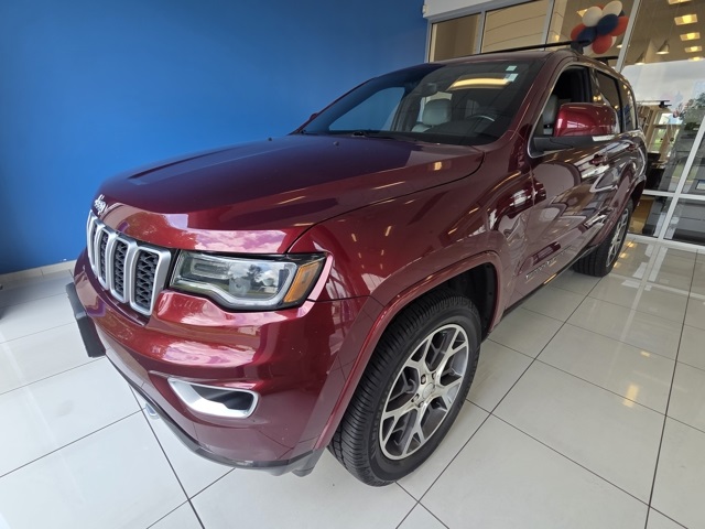 used 2018 Jeep Grand Cherokee car, priced at $13,977
