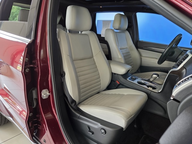 used 2018 Jeep Grand Cherokee car, priced at $13,777