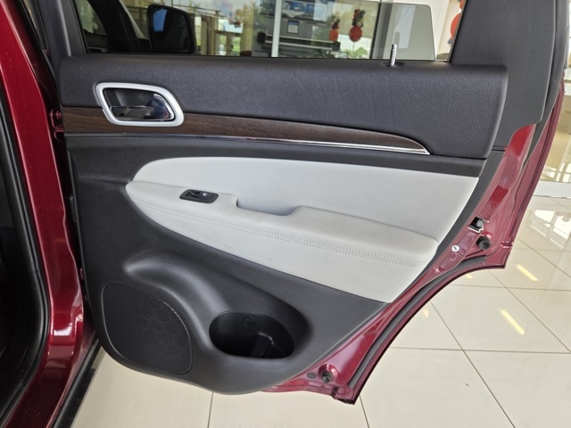 used 2018 Jeep Grand Cherokee car, priced at $13,777