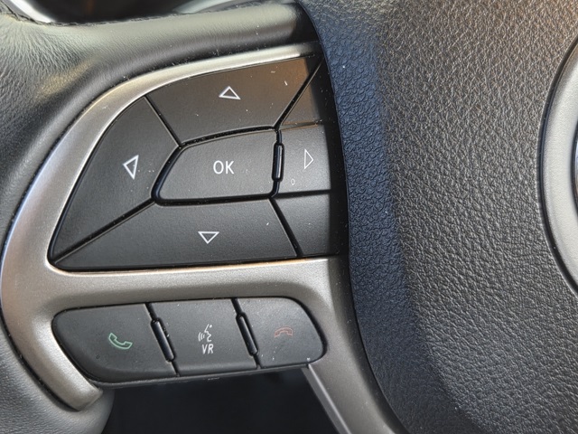 used 2018 Jeep Grand Cherokee car, priced at $13,777