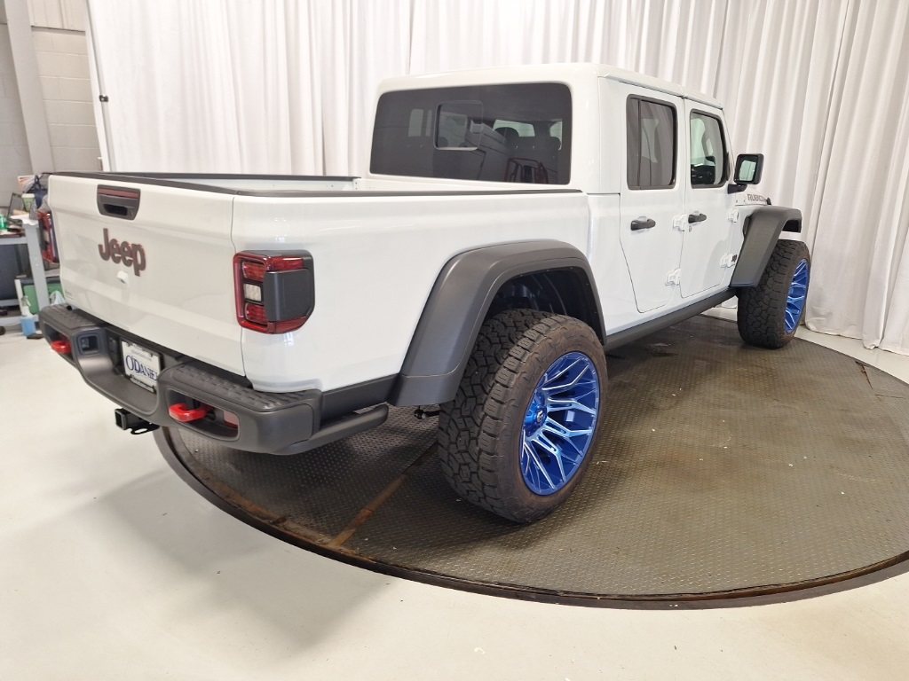 new 2025 Jeep Gladiator car, priced at $56,968