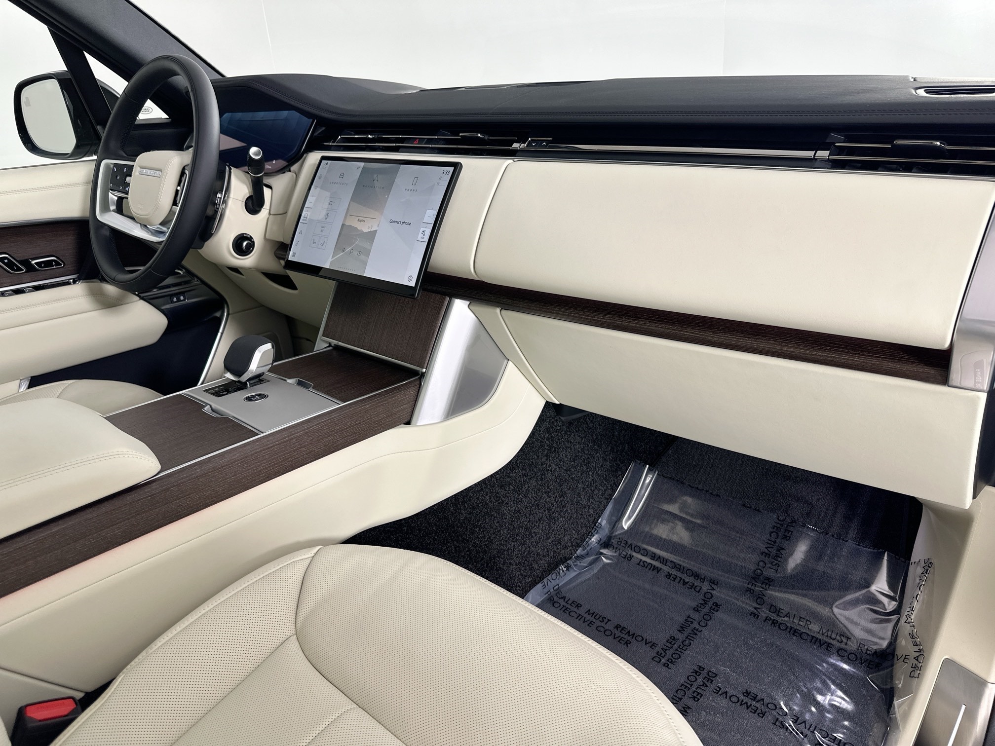 used 2025 Land Rover Range Rover car, priced at $142,999
