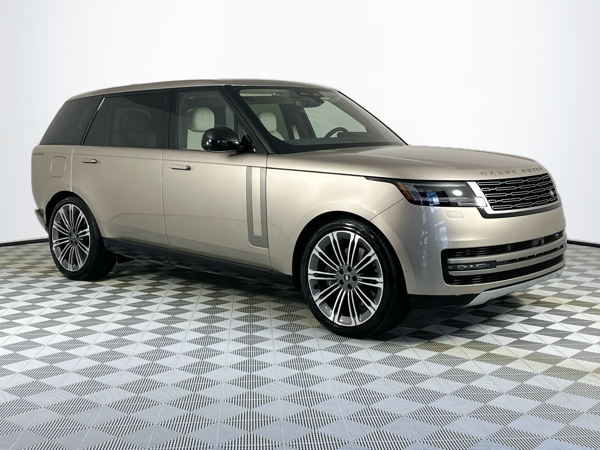 used 2025 Land Rover Range Rover car, priced at $142,999