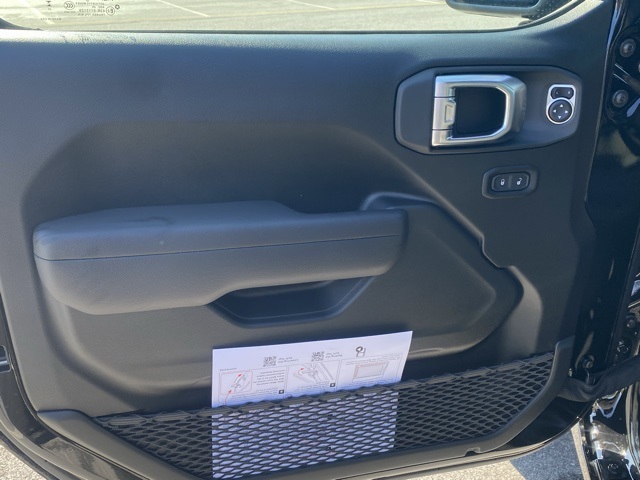 new 2025 Jeep Wrangler car, priced at $33,793