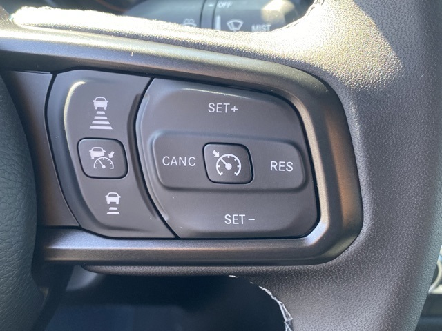 new 2025 Jeep Wrangler car, priced at $33,793