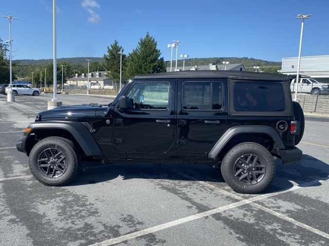 new 2025 Jeep Wrangler car, priced at $33,793