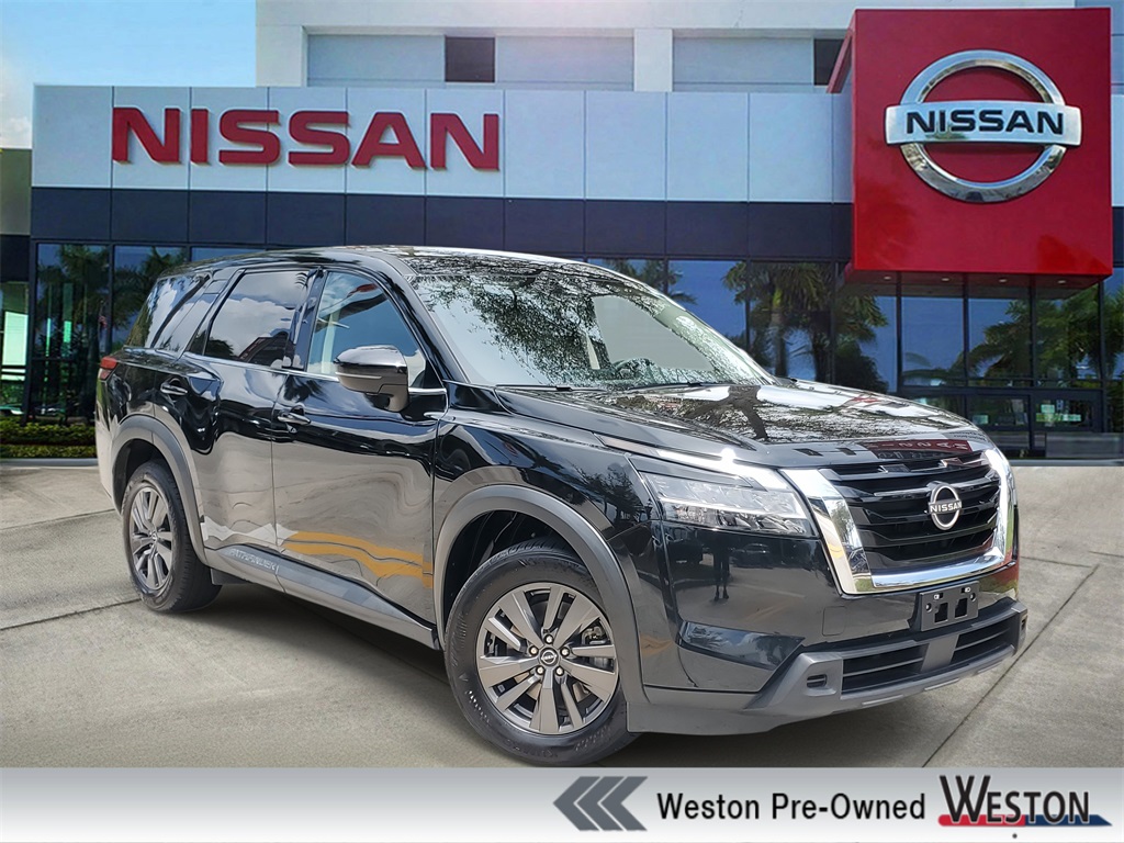 used 2022 Nissan Pathfinder car, priced at $19,895