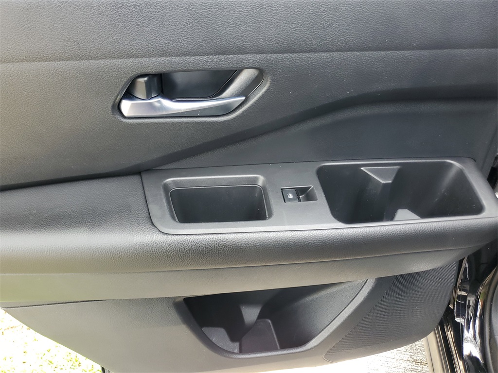 used 2022 Nissan Pathfinder car, priced at $19,895