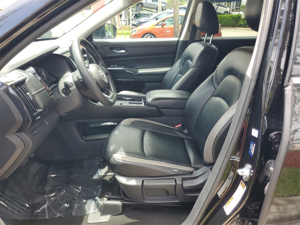 used 2022 Nissan Pathfinder car, priced at $19,895