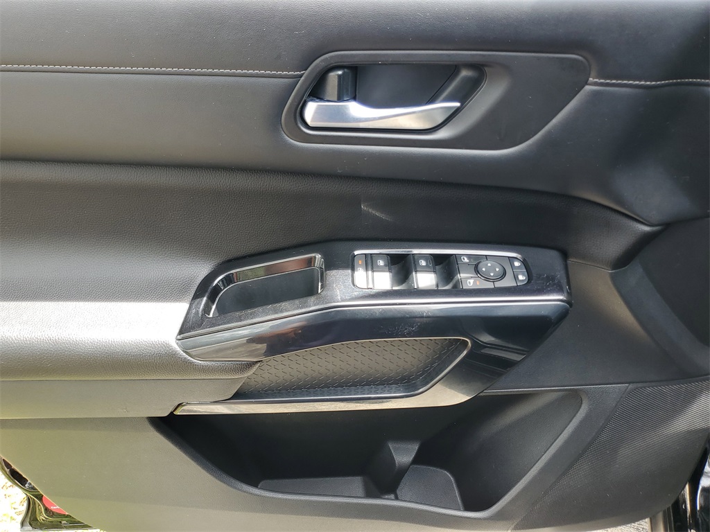 used 2022 Nissan Pathfinder car, priced at $19,895