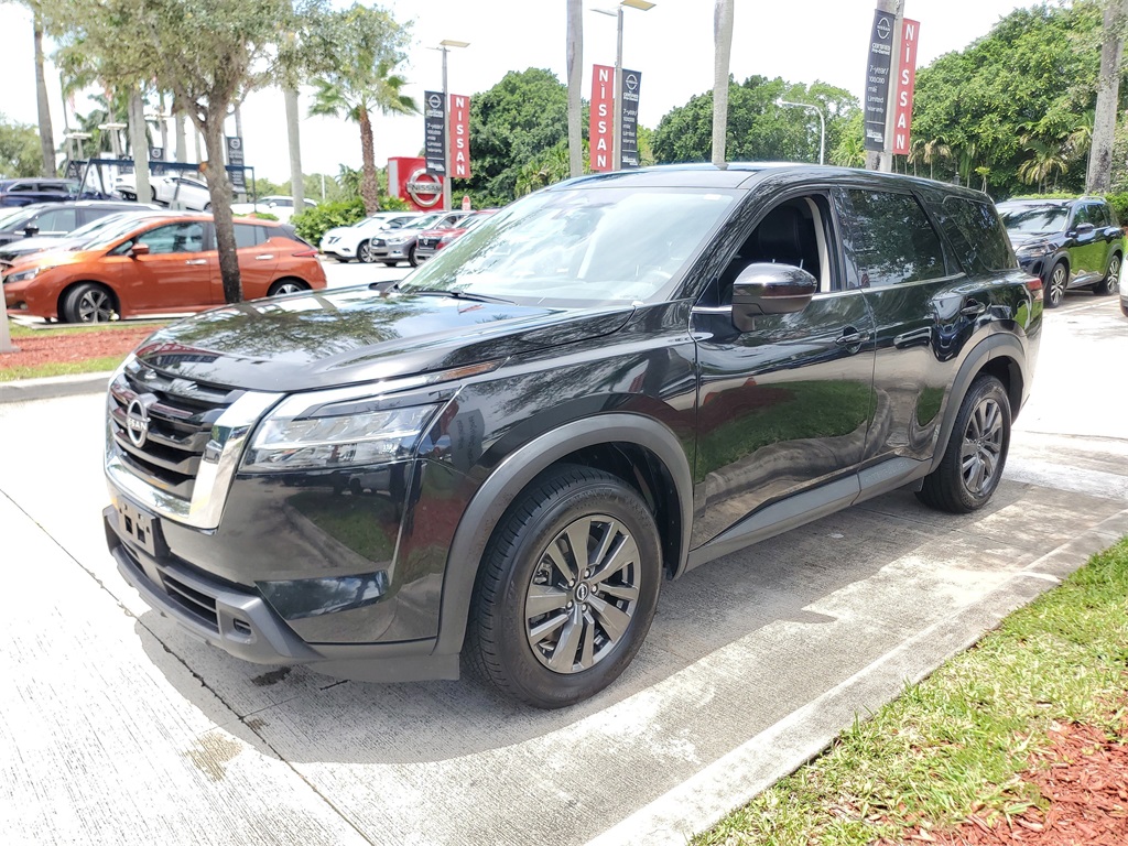 used 2022 Nissan Pathfinder car, priced at $19,895