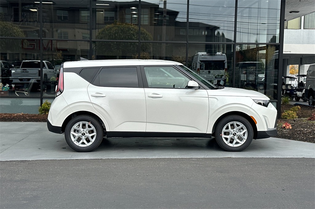 new 2025 Kia Soul car, priced at $23,050