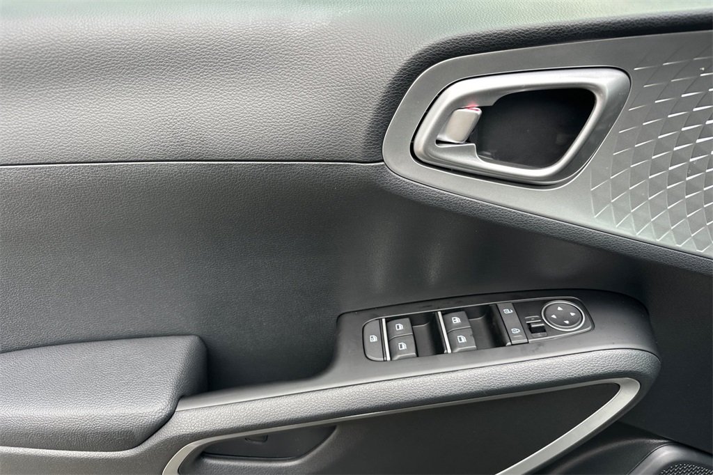 new 2025 Kia Soul car, priced at $23,050
