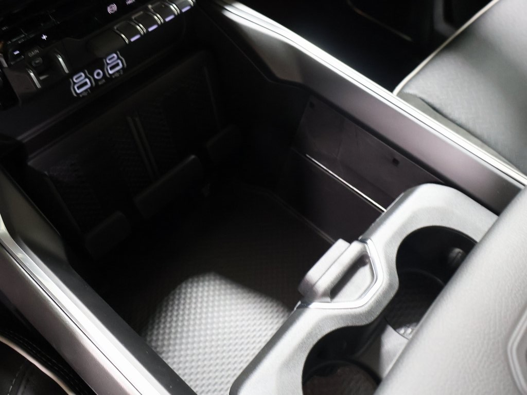new 2025 Ram 2500 car, priced at $76,485