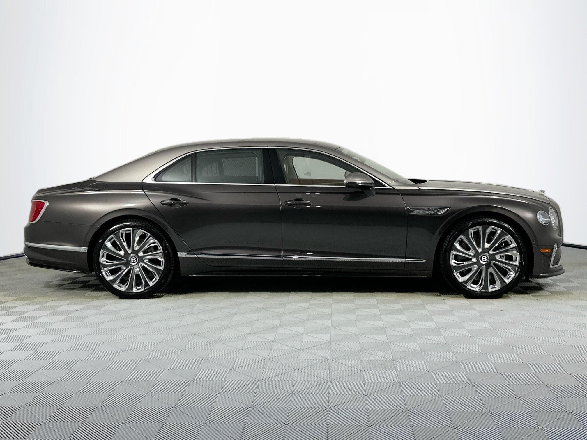 new 2025 Bentley Flying Spur car