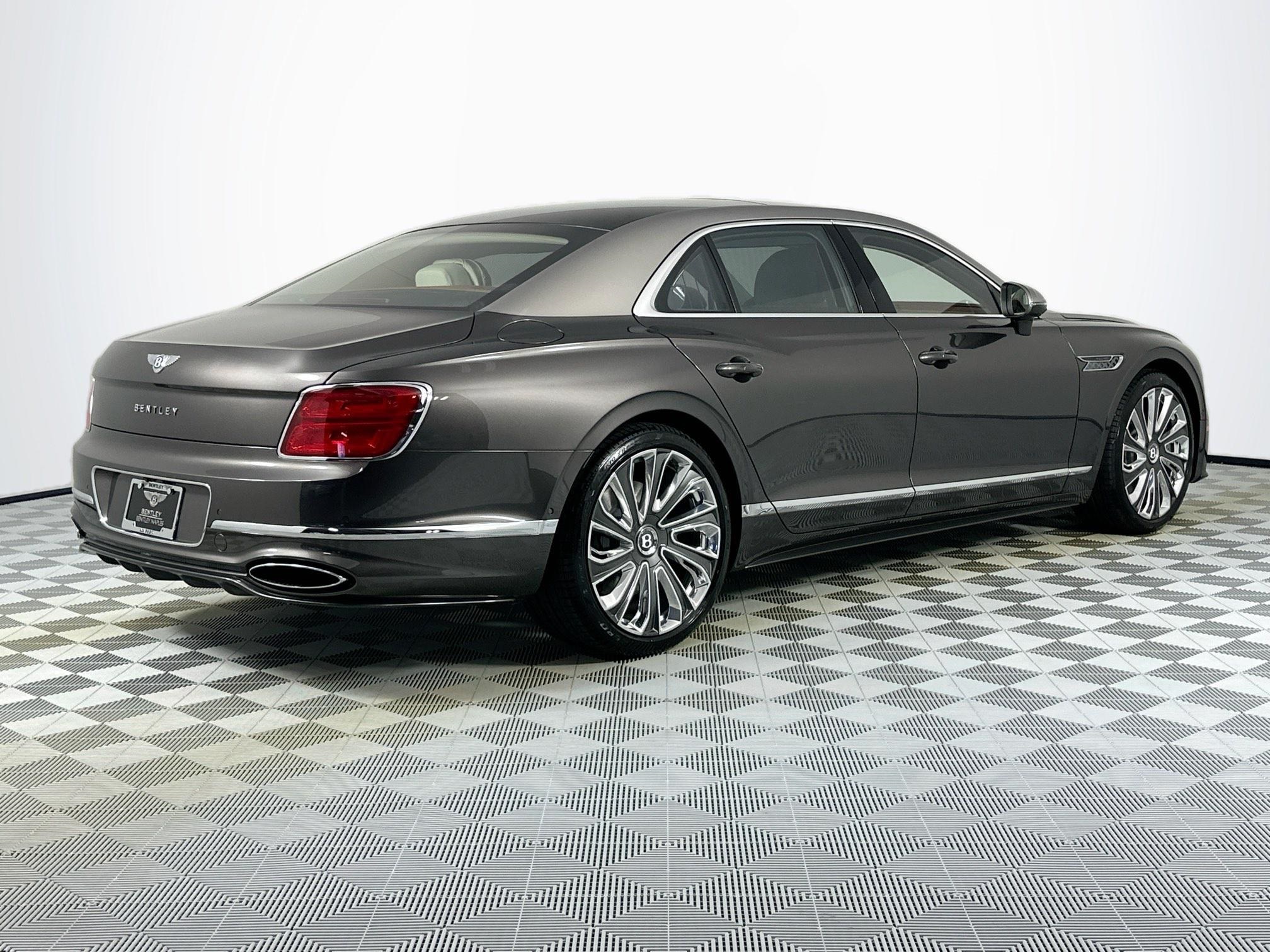 new 2025 Bentley Flying Spur car