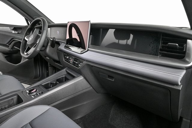 new 2025 Volkswagen Tiguan car, priced at $39,505