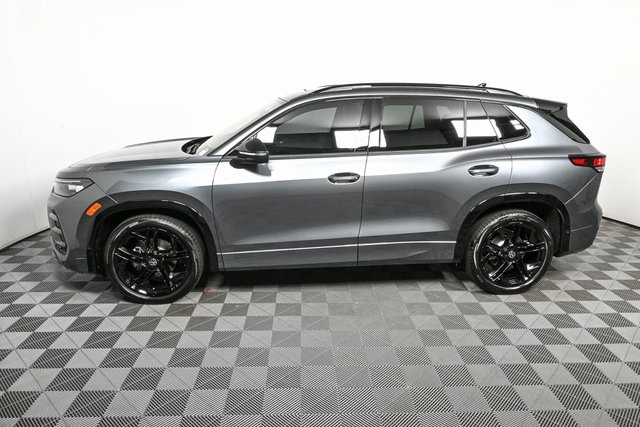 new 2025 Volkswagen Tiguan car, priced at $39,505