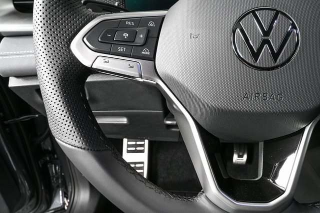 new 2025 Volkswagen Tiguan car, priced at $39,505