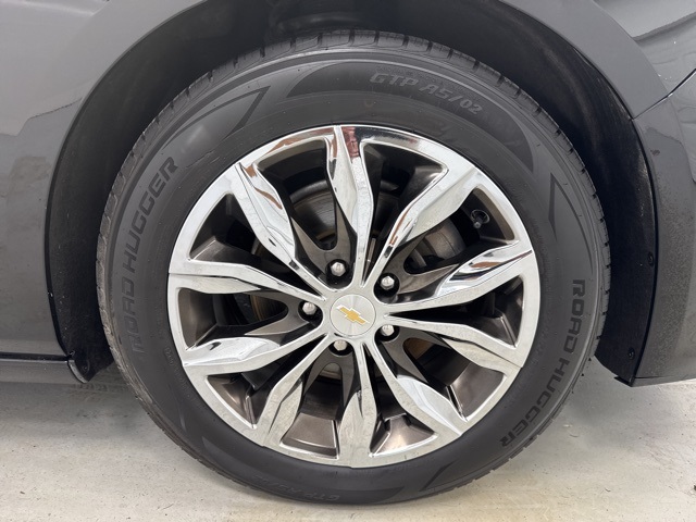 used 2023 Chevrolet Malibu car, priced at $20,990