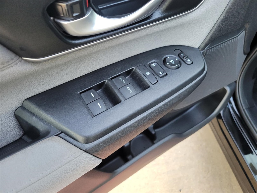 used 2022 Honda CR-V car, priced at $25,990