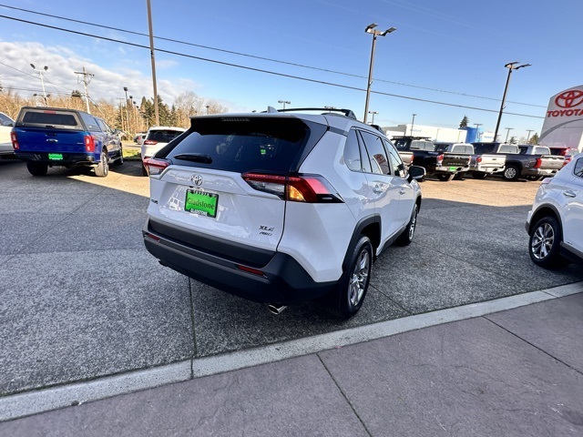 new 2025 Toyota RAV4 car