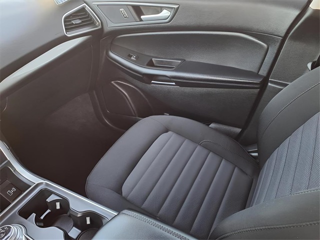 used 2024 Ford Edge car, priced at $29,990