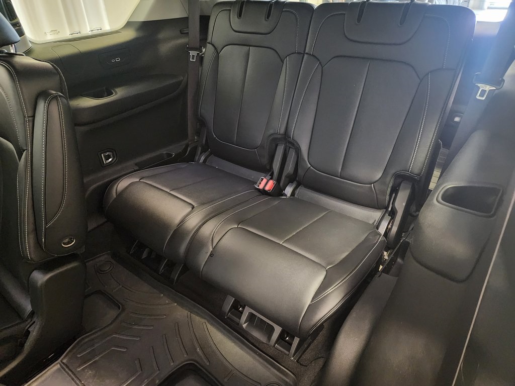 used 2022 Jeep Grand Cherokee L car, priced at $33,249