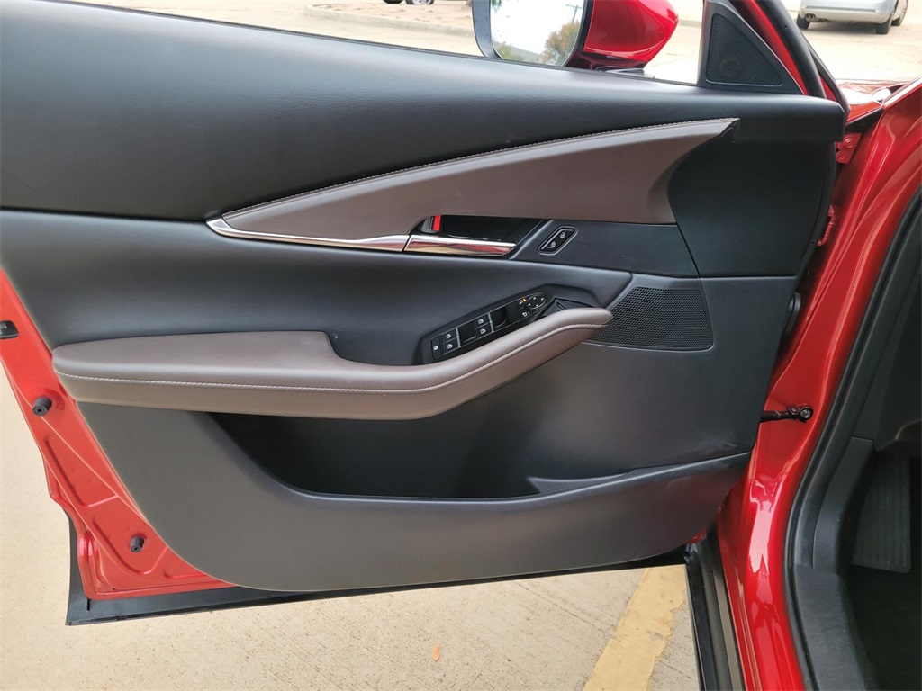 used 2023 Mazda CX-30 car, priced at $22,900