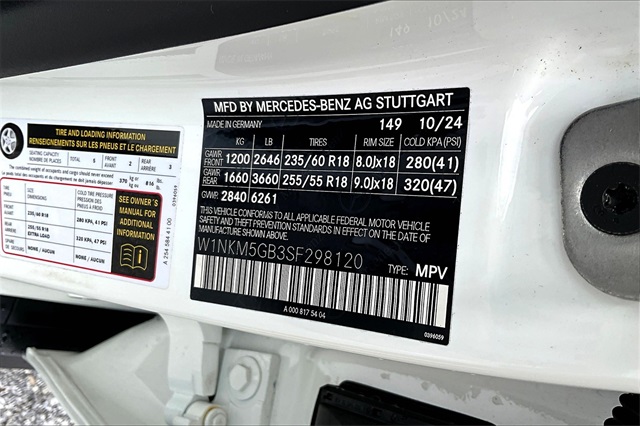 used 2025 Mercedes-Benz GLC car, priced at $58,870