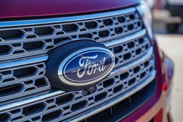 used 2023 Ford Explorer car, priced at $27,492