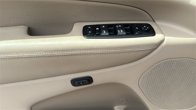 used 2017 Jeep Grand Cherokee car, priced at $16,751