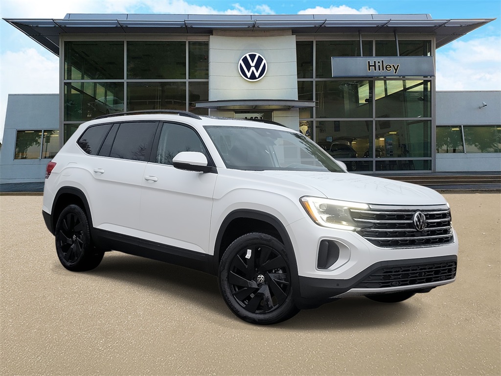 new 2026 Volkswagen Atlas car, priced at $44,220