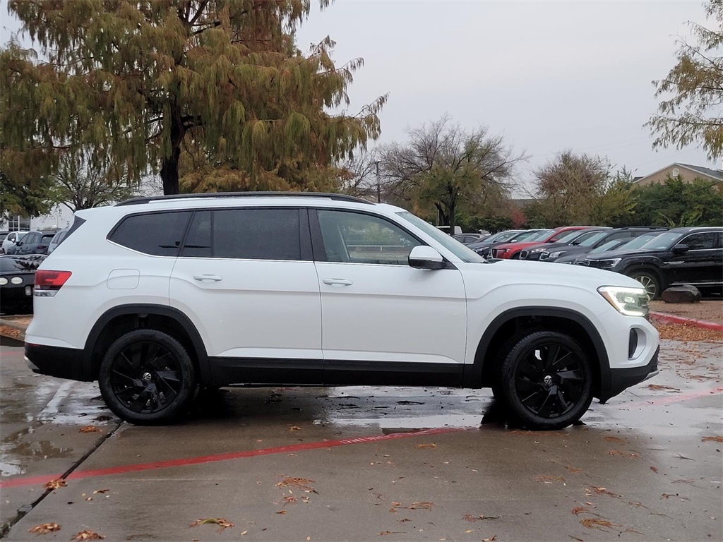 new 2026 Volkswagen Atlas car, priced at $44,220