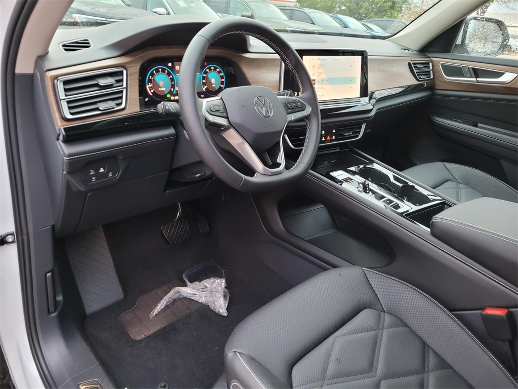 new 2026 Volkswagen Atlas car, priced at $44,220