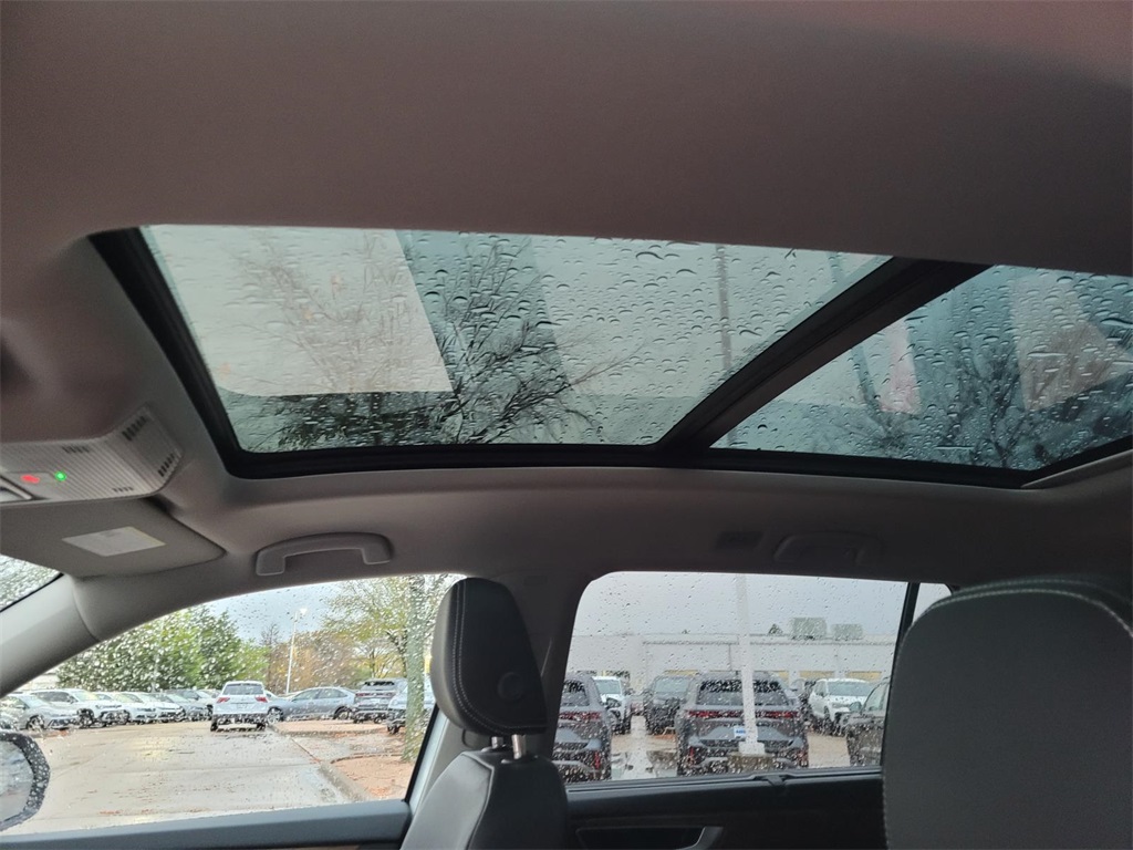 new 2026 Volkswagen Atlas car, priced at $44,220