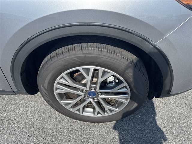 used 2022 Ford Escape car, priced at $24,599