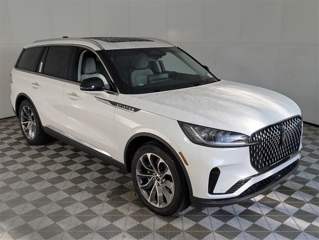 new 2025 Lincoln Aviator car, priced at $63,590
